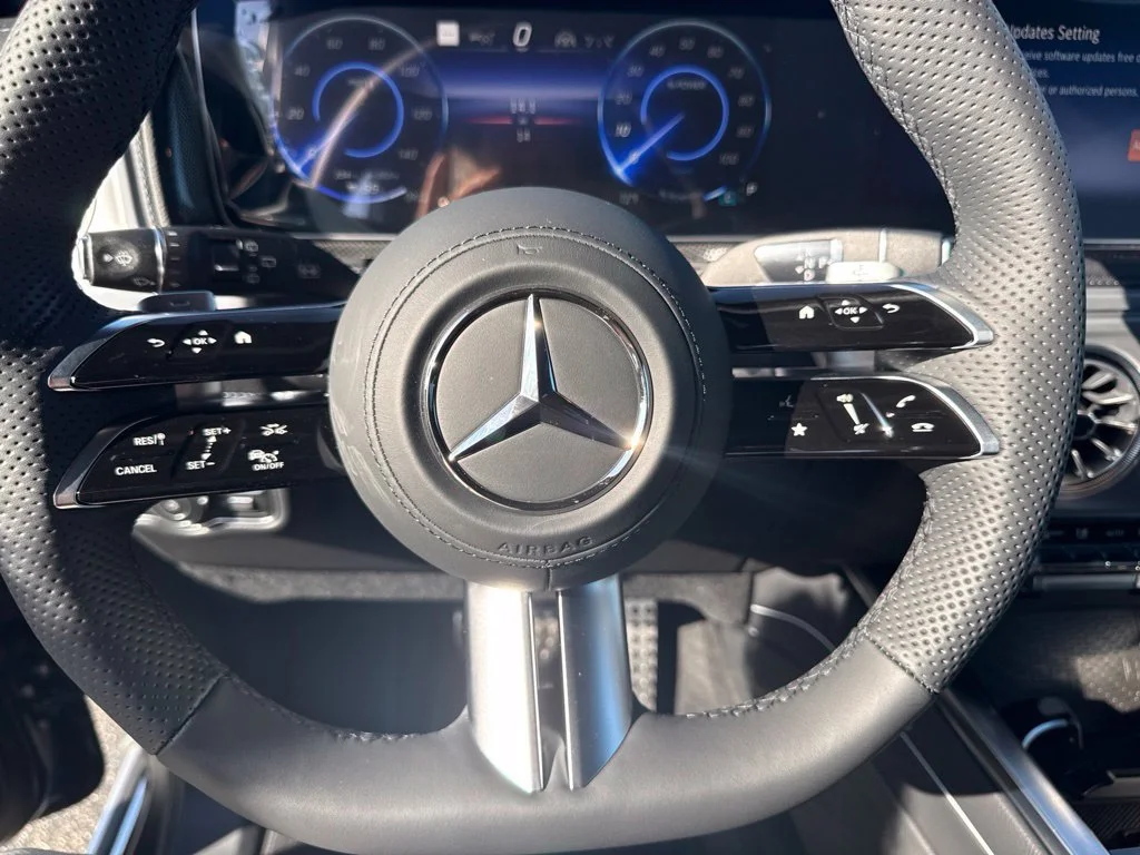 New 2027 MANUFAKTUR Night Black Magno Mercedes-Benz G 580 image 30