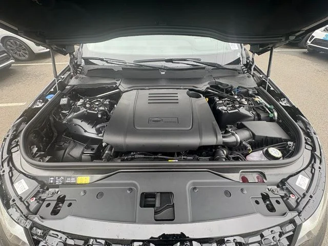 New 2026 Carpathian Grey Land Rover Dynamic SE image 52