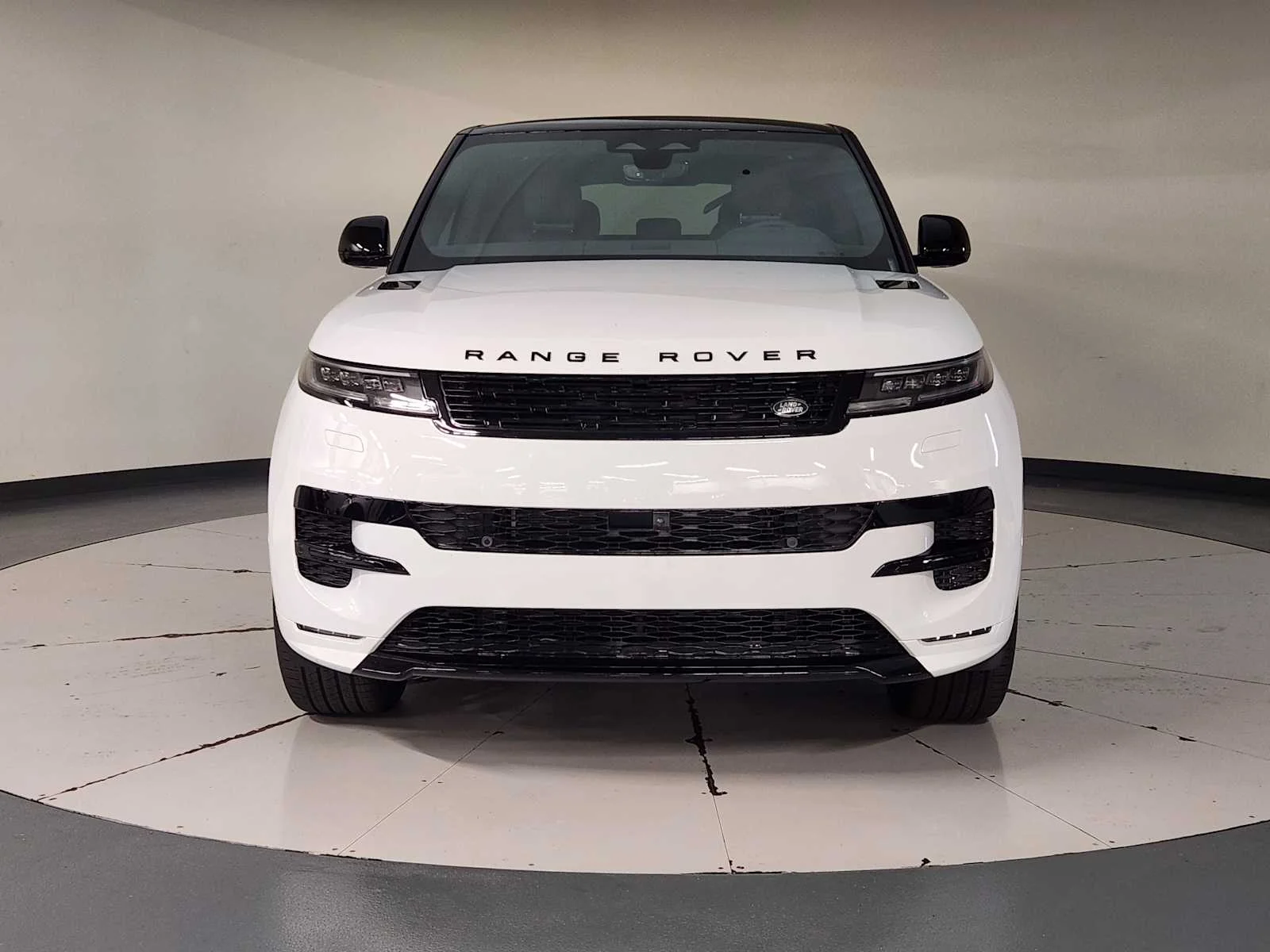 New 2026 Fuji White Land Rover Dynamic SE - P400 image 15