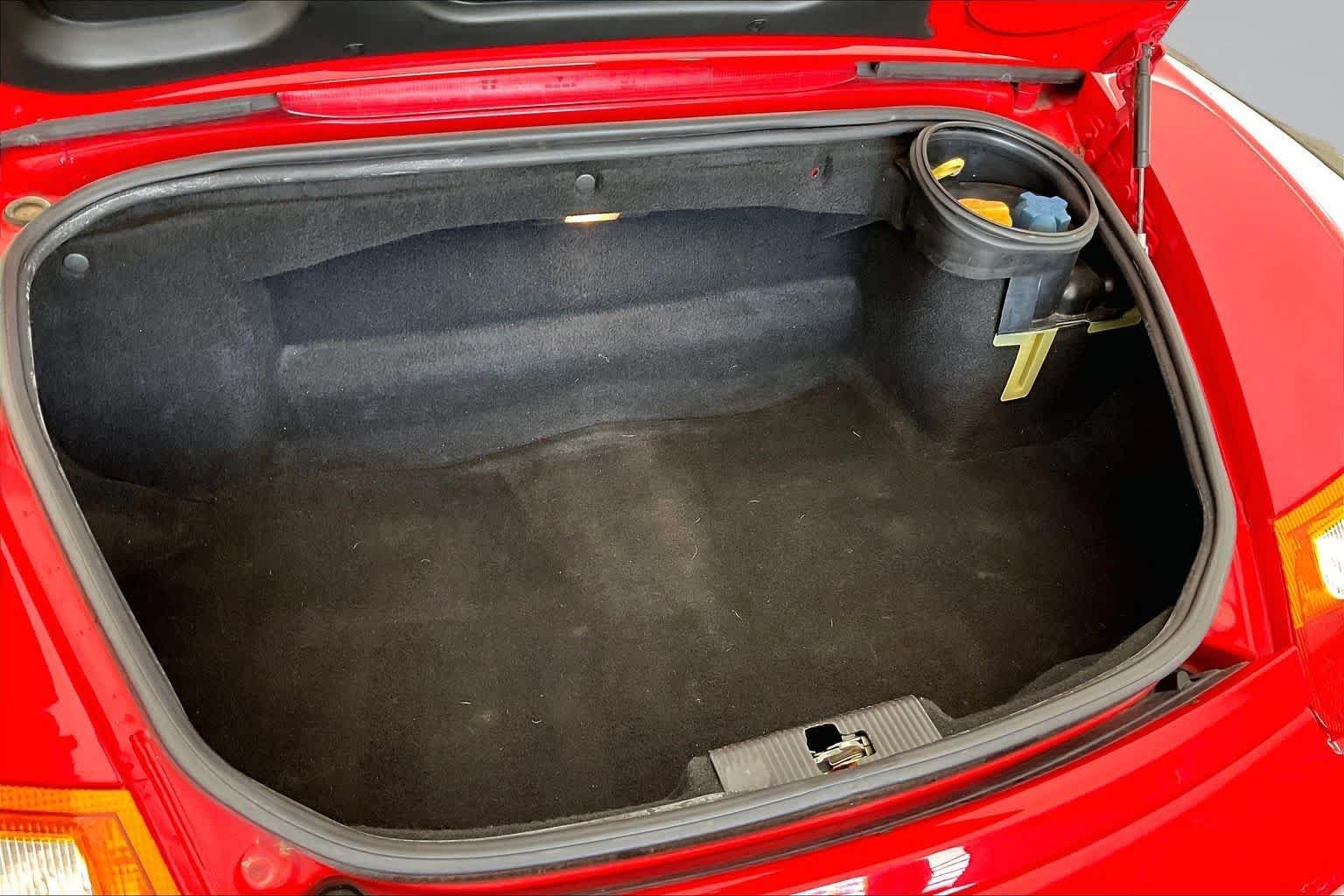 Used 2001  Porsche  image 19