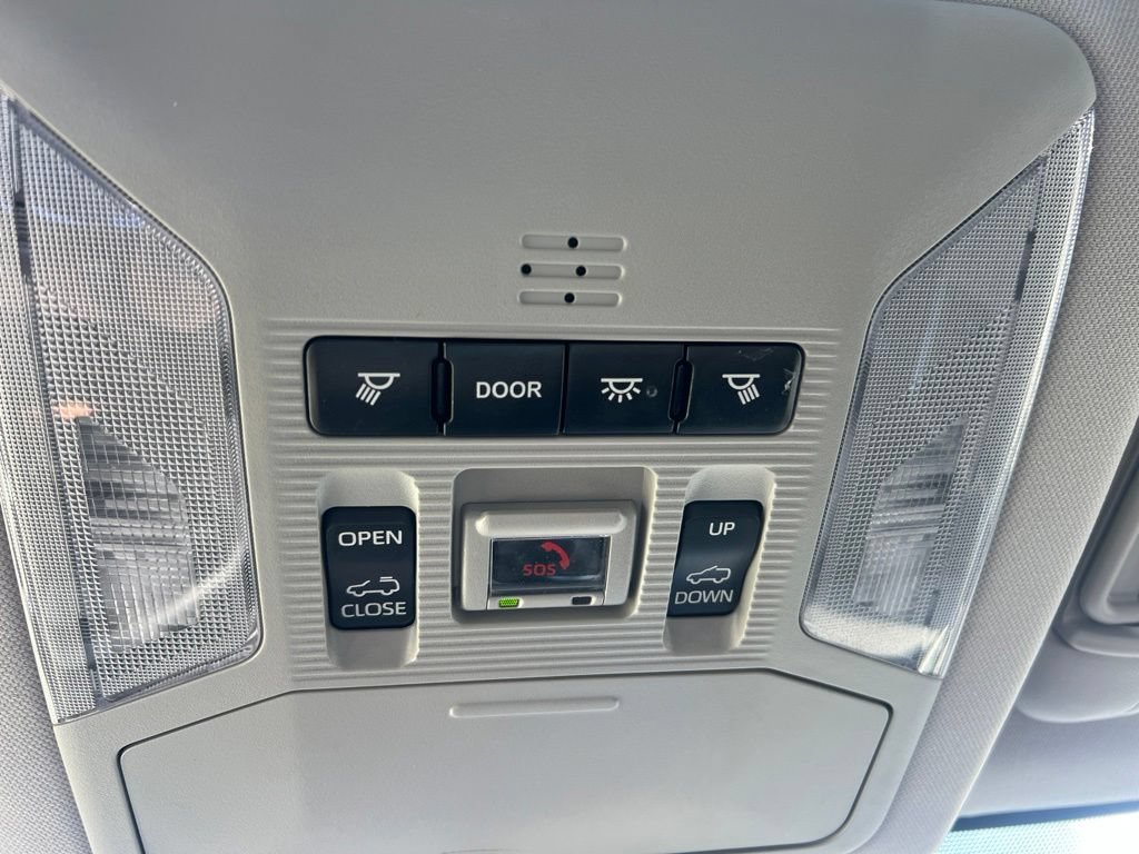Used 2021 Silver Sky Metallic Toyota XLE Premium image 31