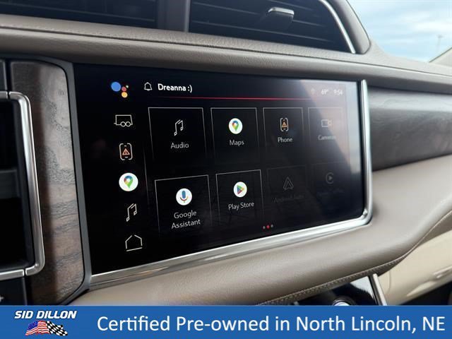 Used 2022 White Frost Tricoat GMC Denali image 14