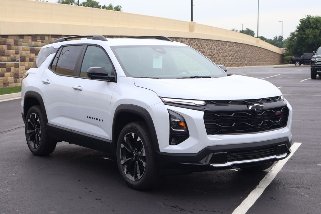 New 2026 Polar White Tricoat Chevrolet RS image 10