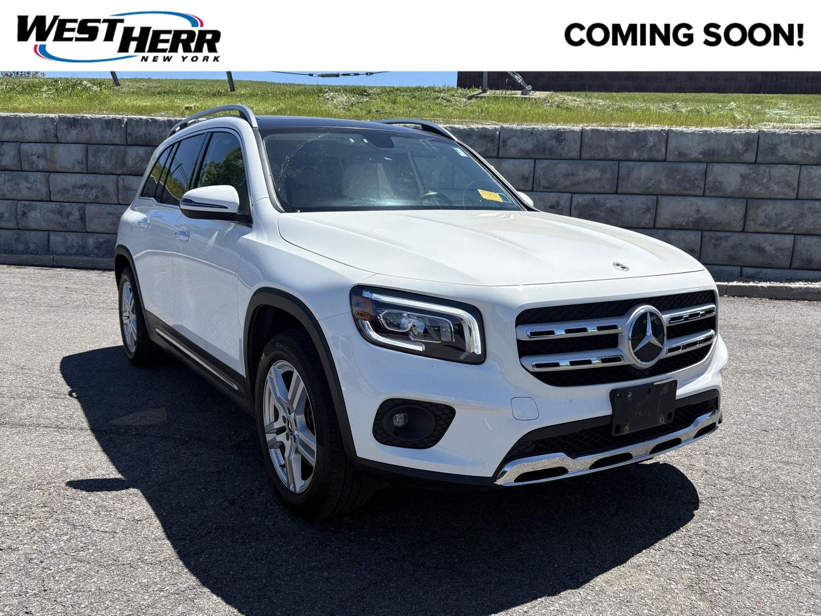 2021 Mercedes-Benz GLB GLB250 4MATIC's photo