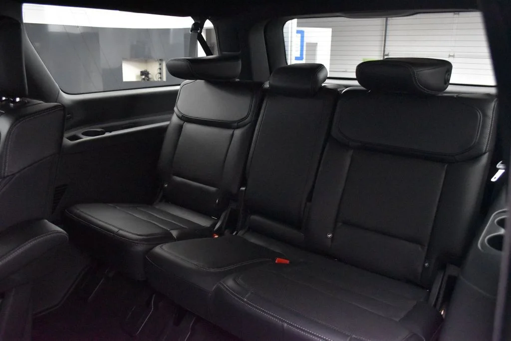 New 2026 Black Ford Platinum image 20