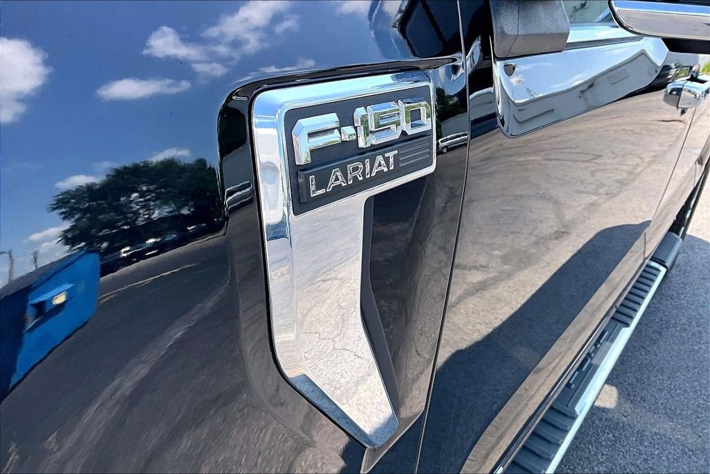 Used 2024 Black Metallic Ford Lariat image 34