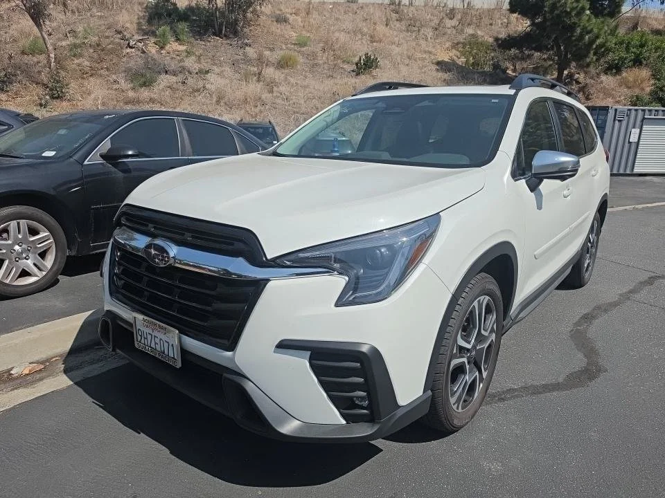Used 2023 White Subaru Limited image 2