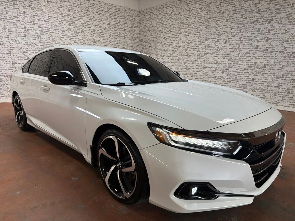 Used 2022 Platinum White Pearl Honda Sport image 1