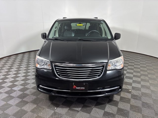 Used 2014 Chrysler Town & Country Touring with VIN 2C4RC1BG2ER445061 for sale in Shakopee, Minnesota