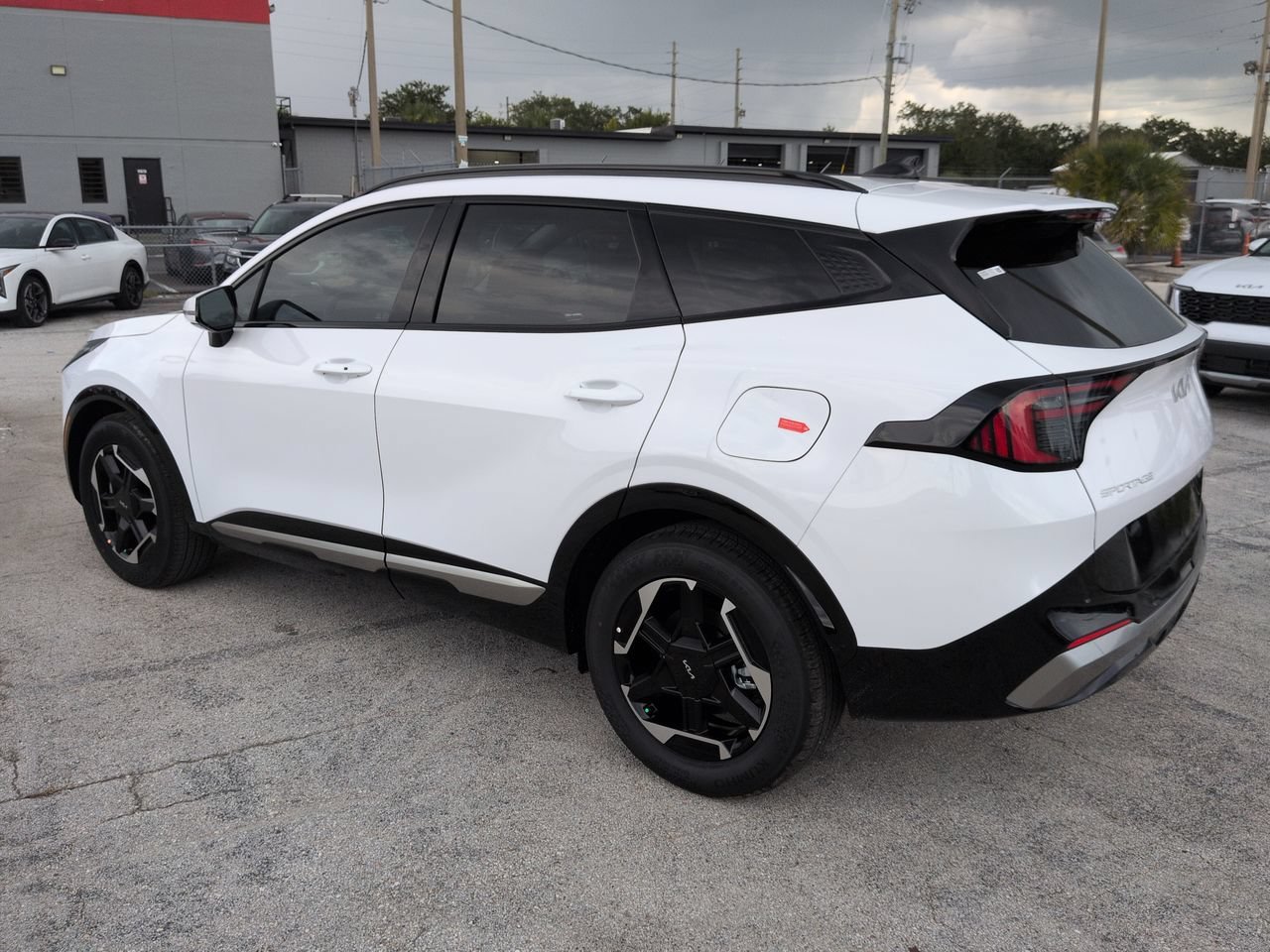 New 2026 Glacial White Pearl Kia SX image 6