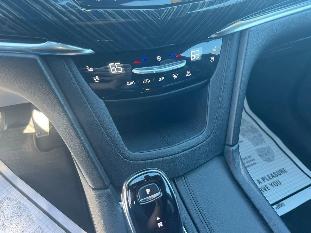 2024 Cadillac XT6 Premium Luxury - Photo 15