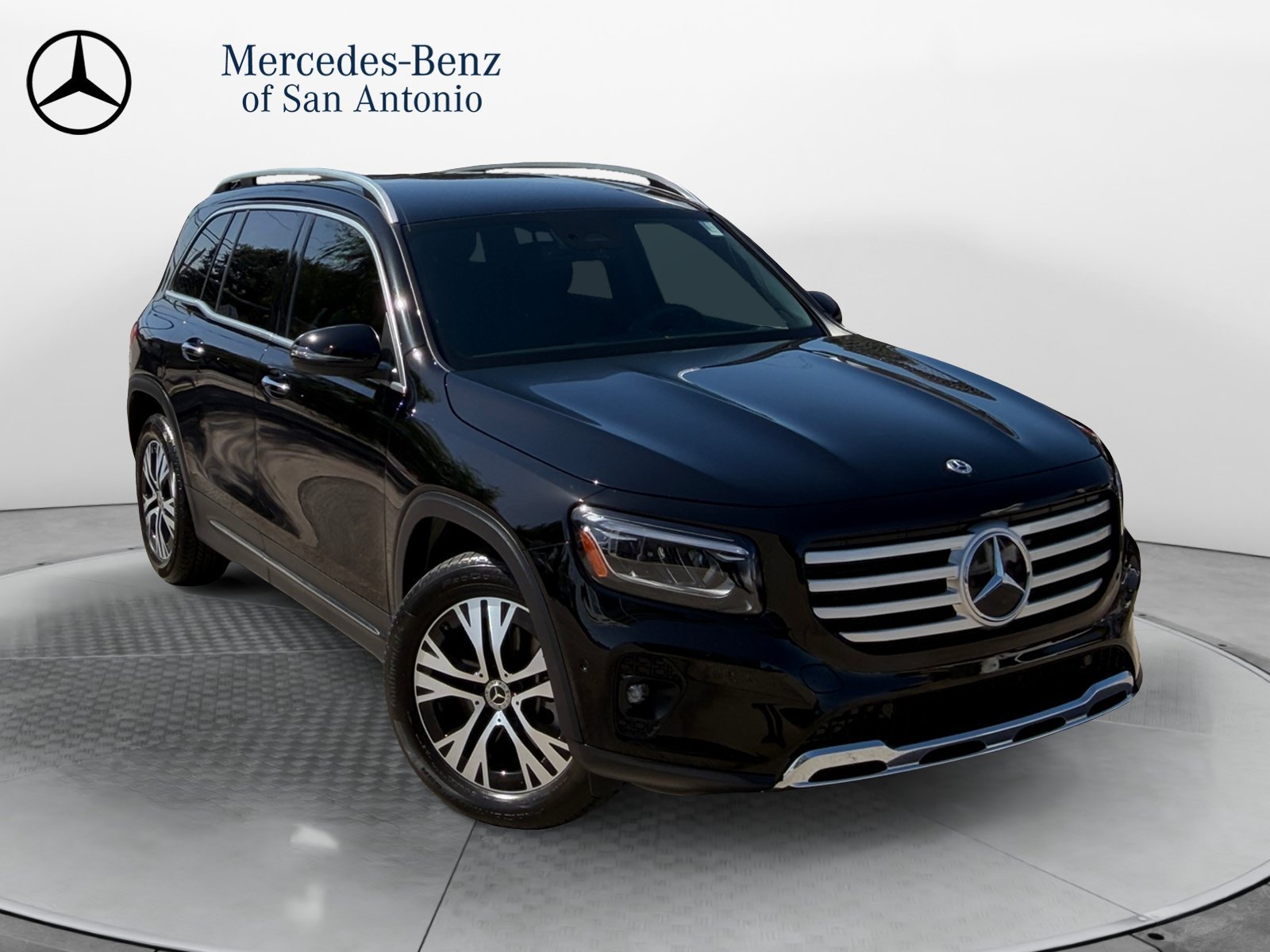 Certified Used 2025 Black Mercedes-Benz GLB 250 image 1