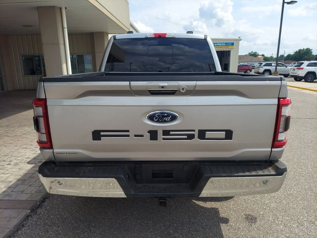 Used 2021 Silver Ford Lariat image 7