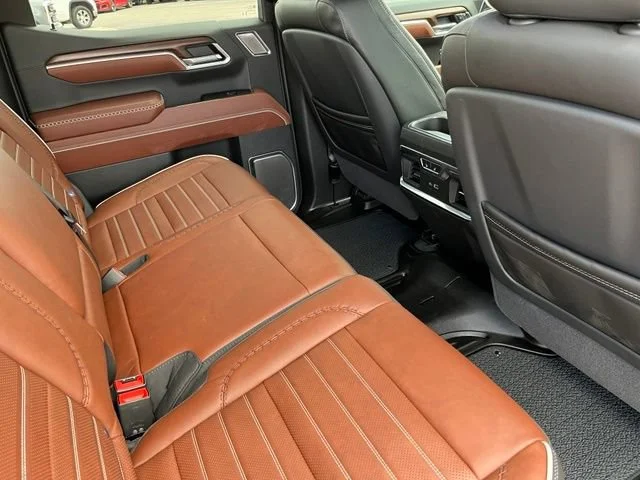 Certified Used 2026 Onyx Black GMC Denali Ultimate image 24