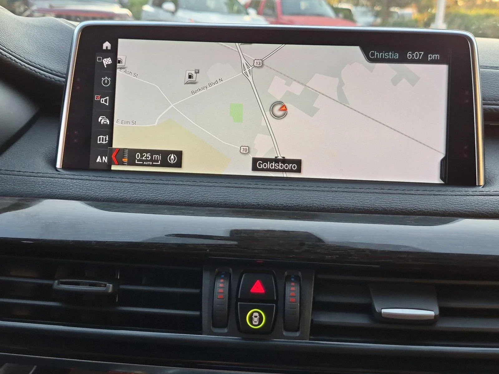 Used 2019 Jet Black BMW sDrive35i image 25