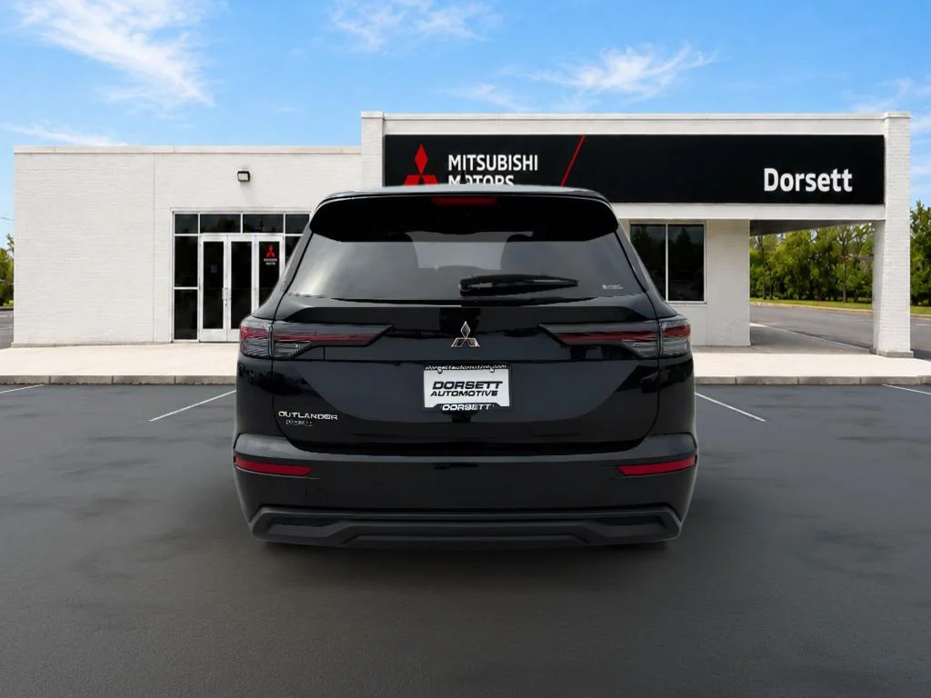 New 2026 Labrador Black Pearl Mitsubishi ES image 7