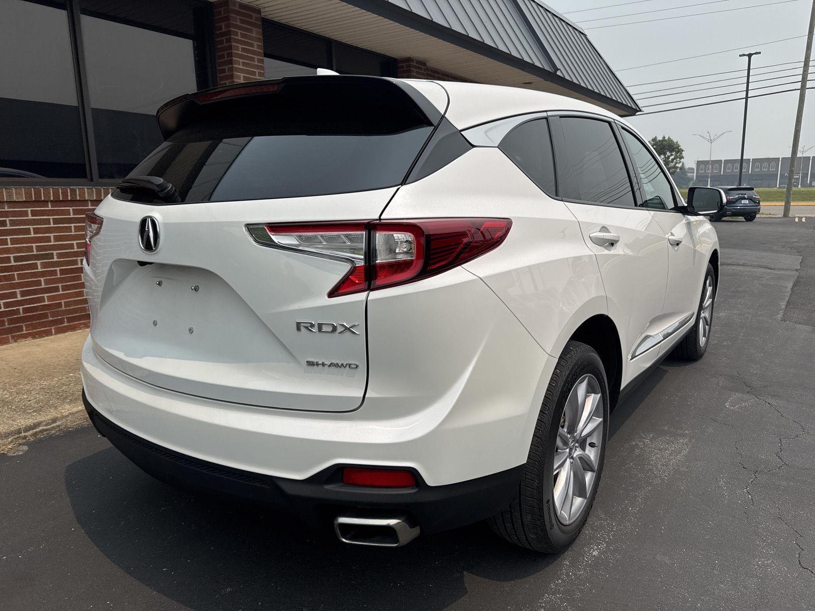Used 2024 Platinum White Pearl Acura SH-AWD image 6
