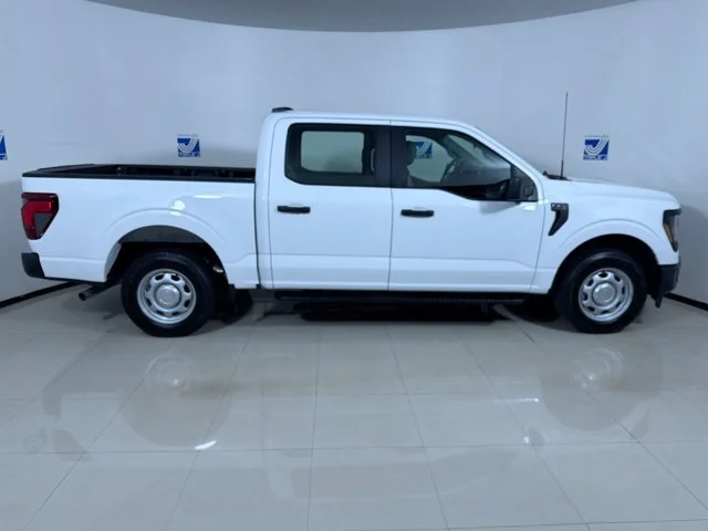 New 2026 OXFORD WHITE Ford XL Super Crew Cab w/6.5ft Bed image 9