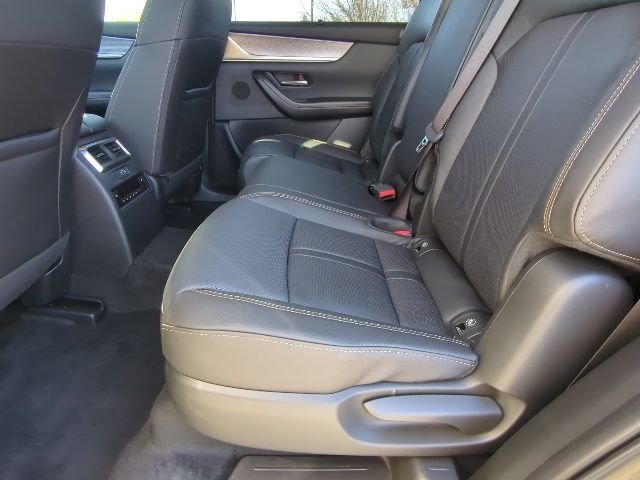 Used 2026 Beige Mazda 3.3 Turbo Preferred image 7
