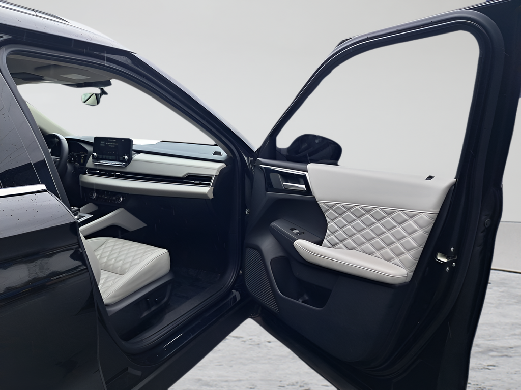 2023 Mitsubishi Outlander SEL - Photo 15