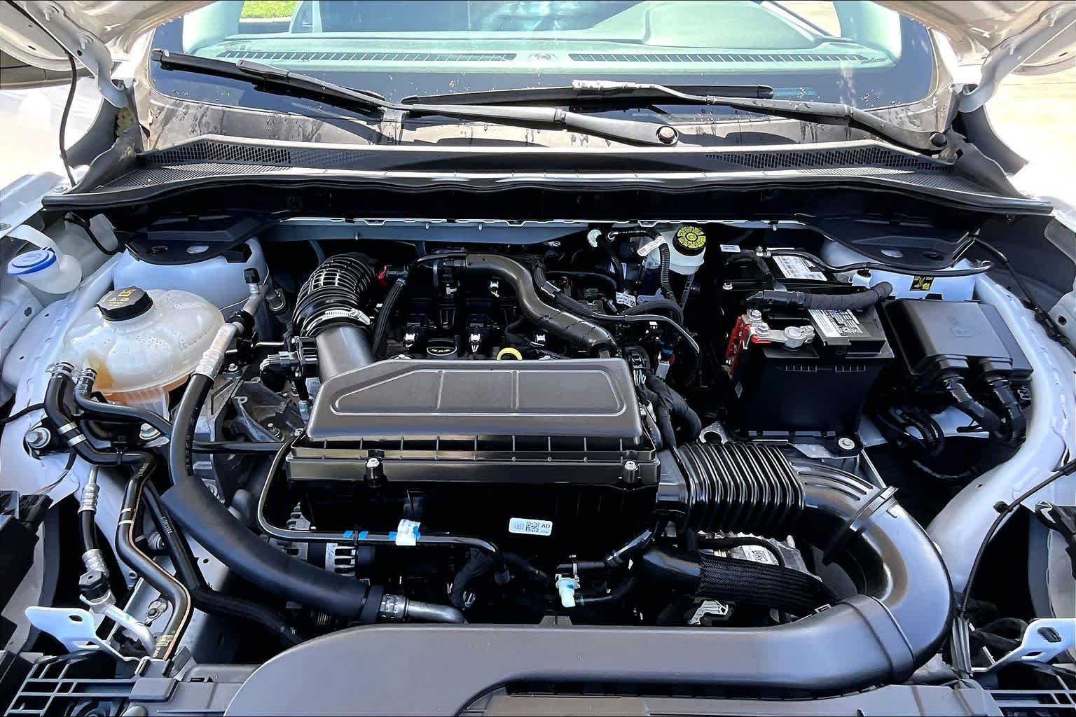 Used 2023 Oxford White Ford Active image 29