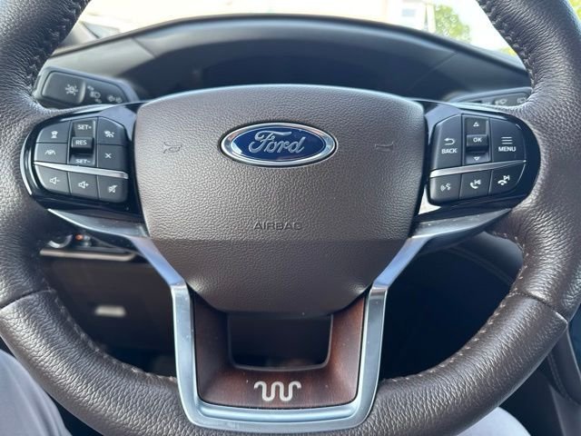 Used 2023 White Ford King Ranch image 26