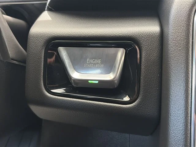 New 2026 White GMC Elevation image 26
