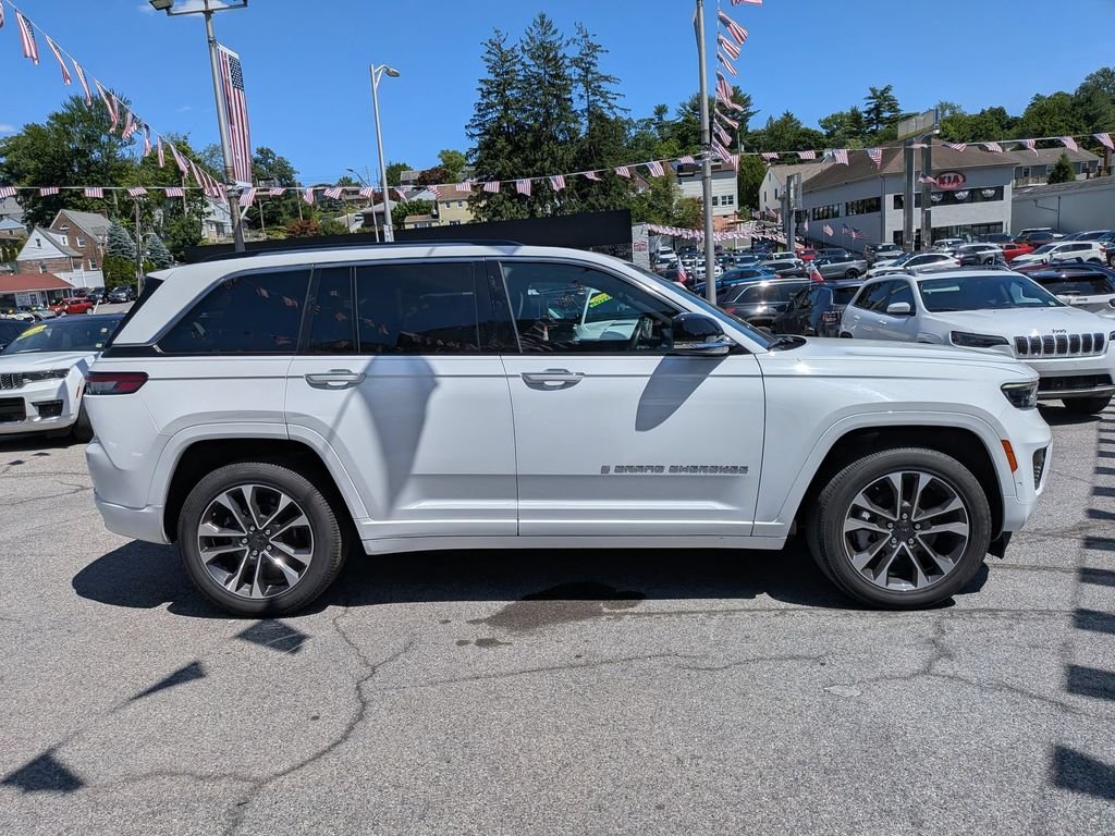 Used 2022 White Jeep Overland image 5