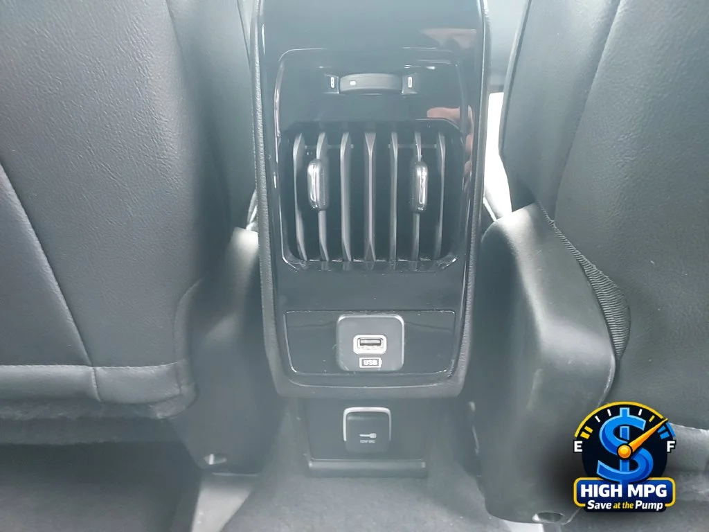 Used 2025 Red Jeep Limited image 25