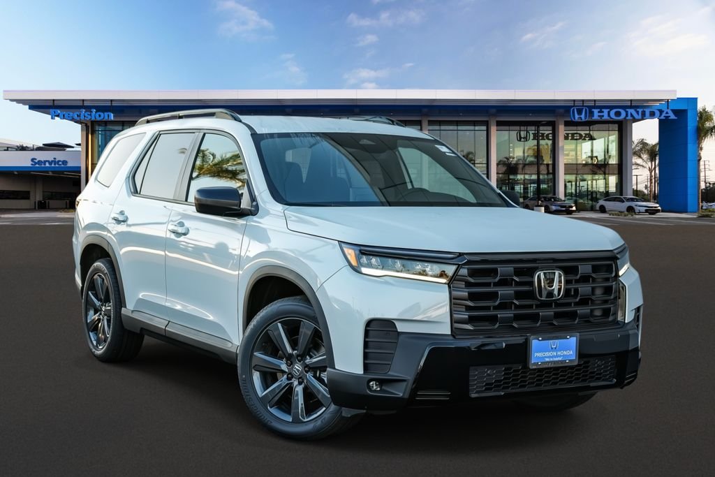 2026 Honda Pilot Sport 2WD's photo