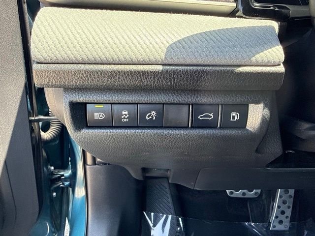 Used 2025  Toyota SE image 29