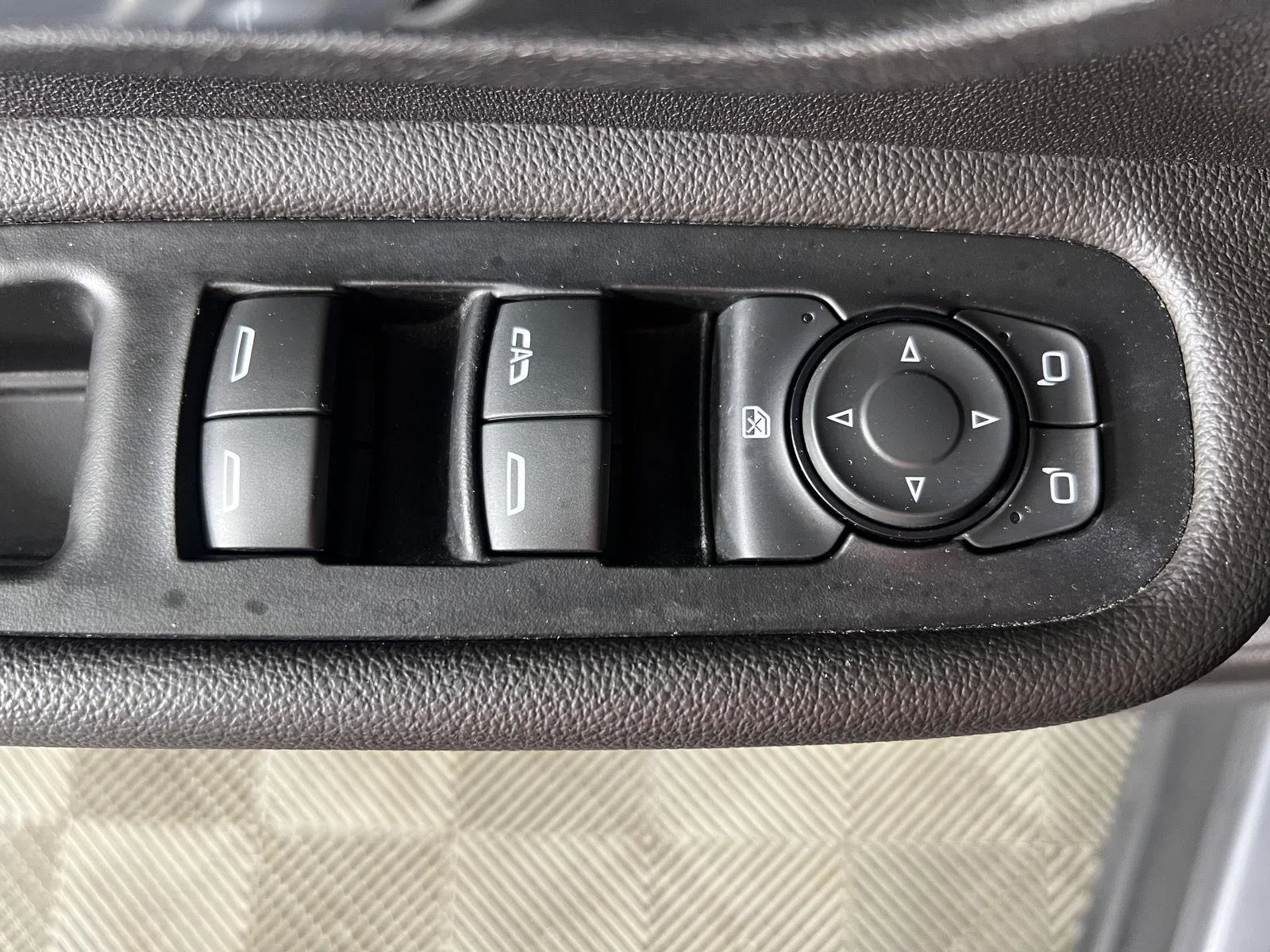Used 2021 Satin Steel Metallic GMC SLE image 37