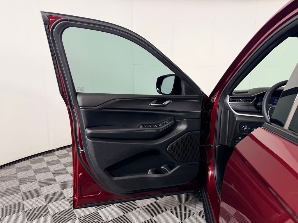 Certified Used 2025 Red Jeep Altitude image 30