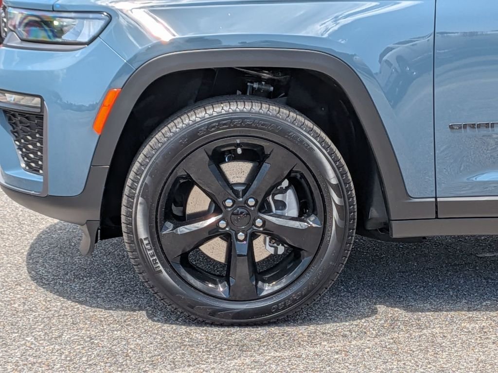 New 2026 Steel Blue Exterior Paint Jeep Limited image 11