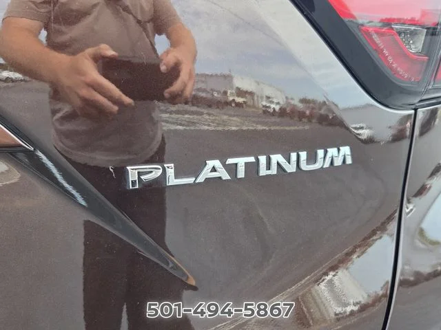 Used 2020 Brown Nissan Platinum image 15
