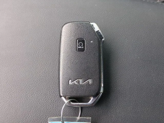 Certified Used 2023 Wolf Gray Kia GT-Line image 28