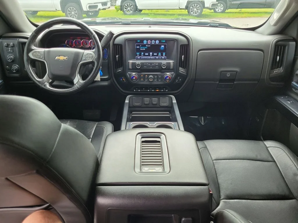 Used 2017 Black Chevrolet LTZ image 10