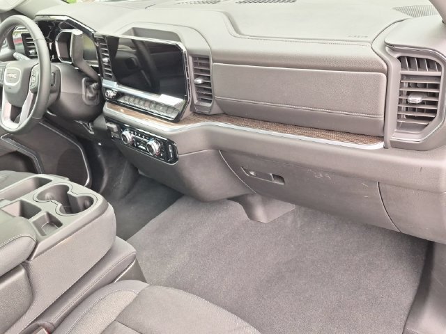 Used 2026 Onyx Black GMC Elevation image 21