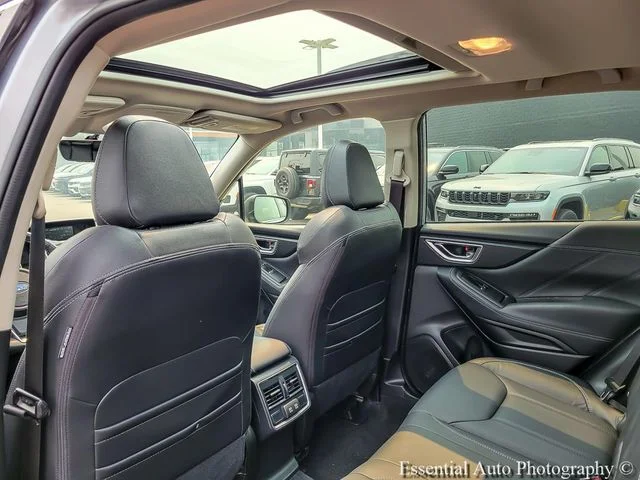 Used 2020 Silver Subaru Limited image 12