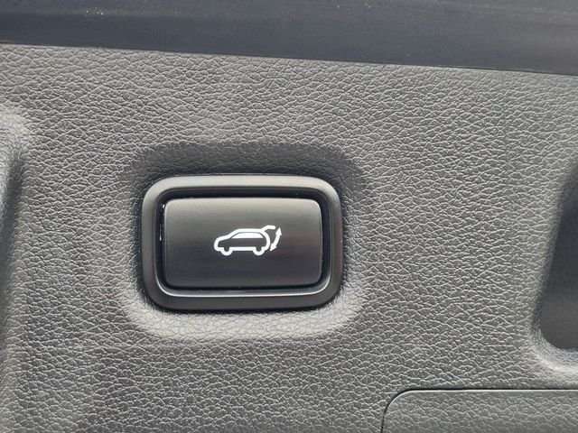 Used 2020 Gray Hyundai SEL image 27