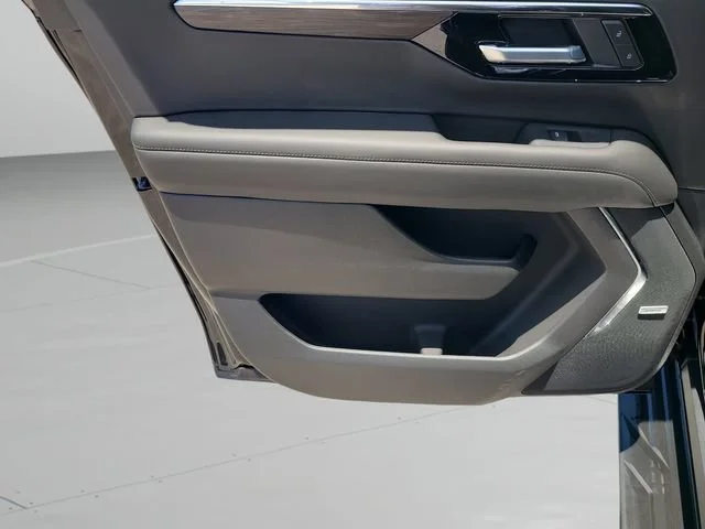 New 2026 Black Chevrolet LT image 19