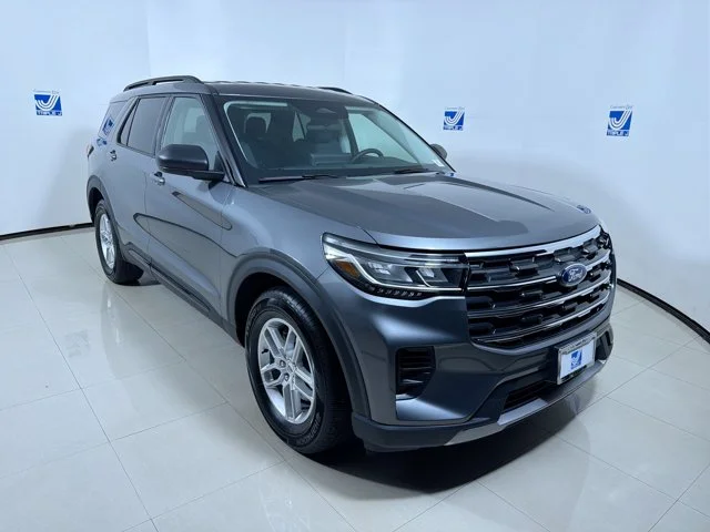 2026 Ford Explorer Active   RWD