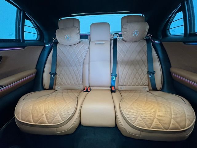 Used 2026 MANUFAKTUR Olive Metallic Mercedes-Benz S 580 image 7