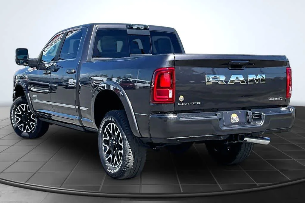 New 2026 Granite Crystal Metallic Clearcoat RAM Limited image 4
