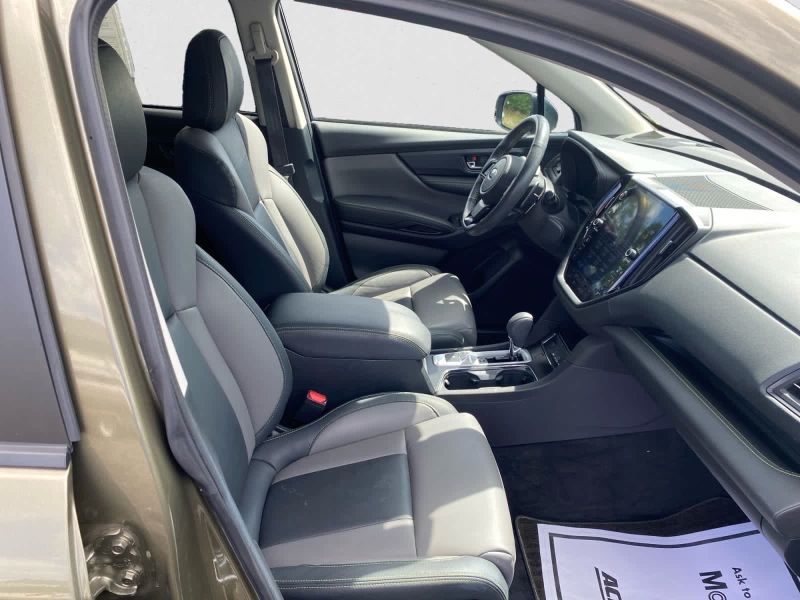 Used 2023 Autumn Green Metallic Subaru Onyx Edition image 21