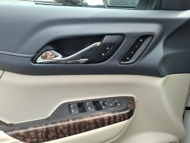 2020 GMC Acadia Denali - Photo 12