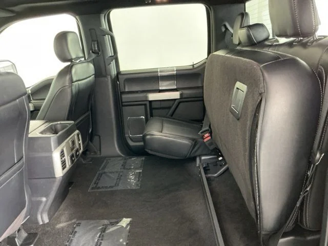 Used 2018 Magnetic Ford Lariat image 29