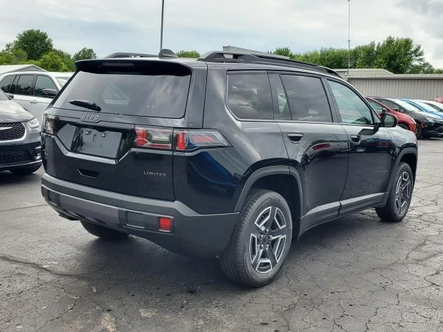 New 2026 Diamond Black Crystal Pearl-Coat Exterior Paint Jeep Limited image 3