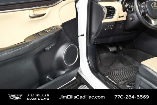 Used 2017 -select- Lexus NX 300h image 7