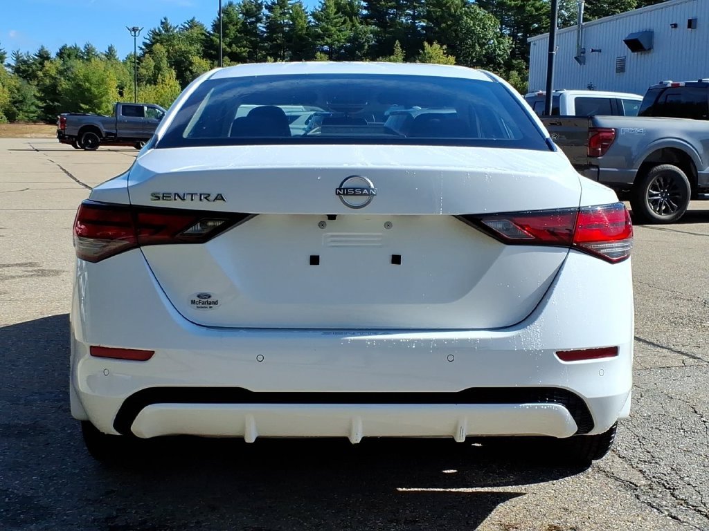 Used 2024 Cloud White Nissan S image 5